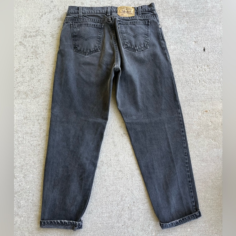 Vintage Levi's Women's Straight Leg Jeans - Dark Gray
